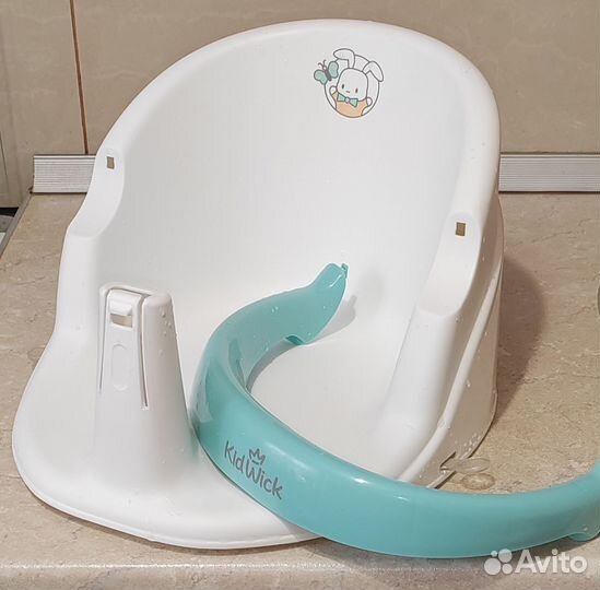 Сидение для купания малыша