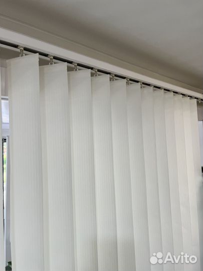 Жалюзи с карнизом