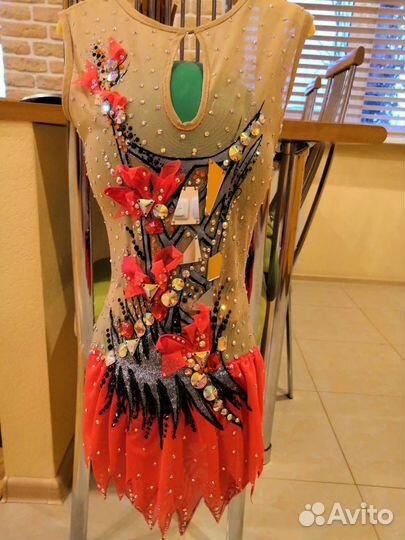 Купальник для художественной гимнастики