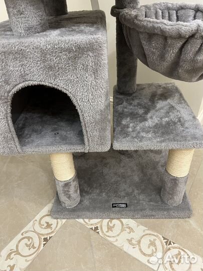 Petmax Дом-когтеточка (55,5х40,5х133,5 см)