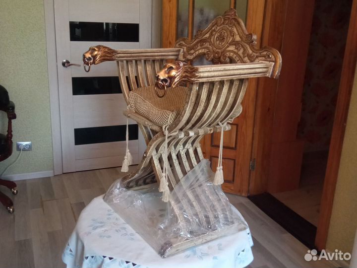 Кресло трон