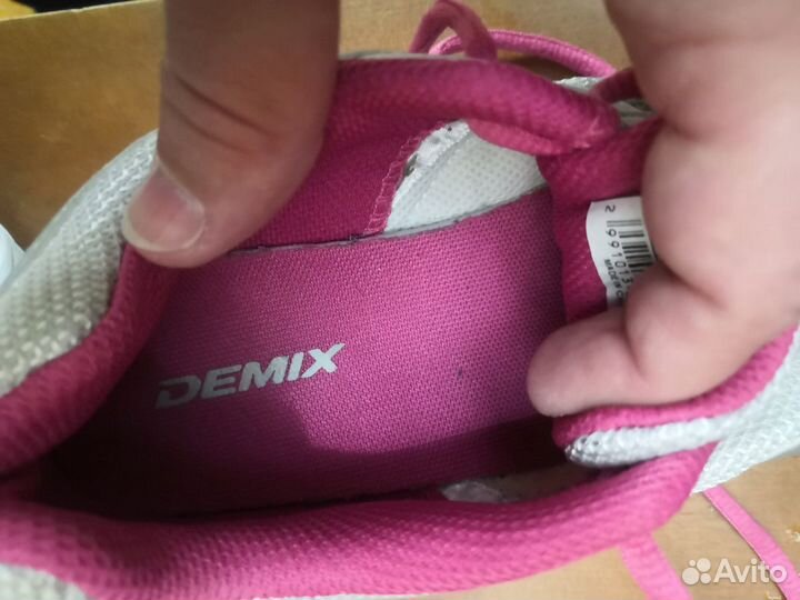 Кроссовки для девочки