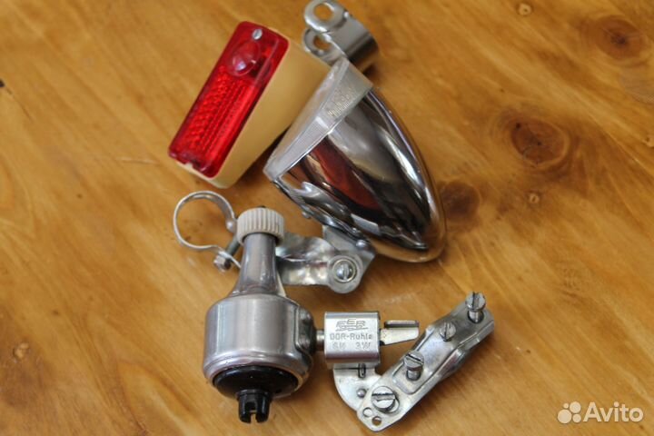 Генератор динамо с фарой для велосипеда (ГДР)