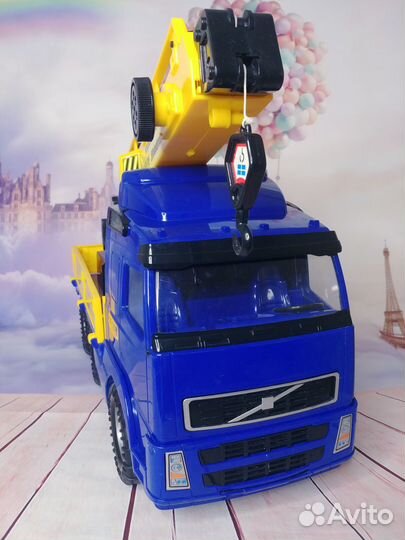 Подъемный кран Wader (Беларусь)