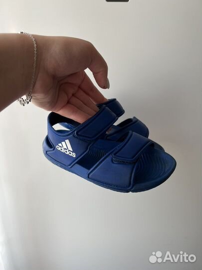 Кроссовки сандали