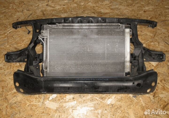 Кассета радиаторов Volkswagen Multivan T5 2003 г