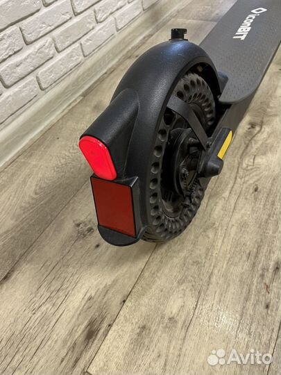 Электросамокат iconbit