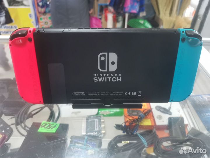 Nintendo switch прошитая+64гб