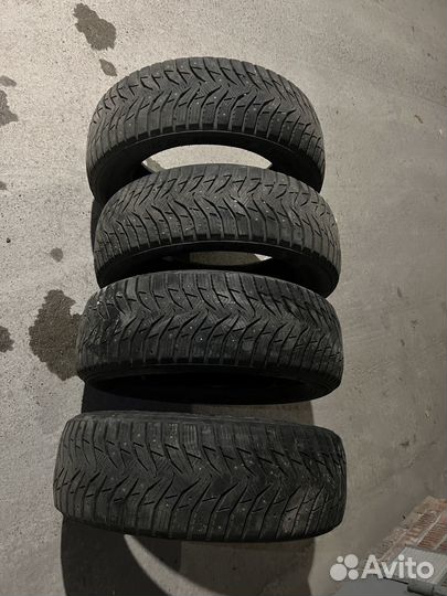 Kumho WinterCraft Ice WI31 215/60 R17