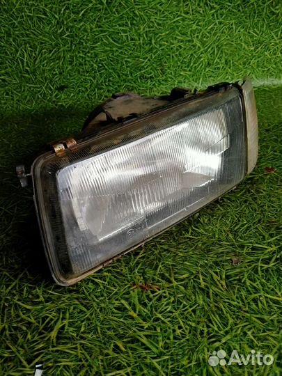 Фара передняя левая для Ауди 80 Б3 1.8л 1990г