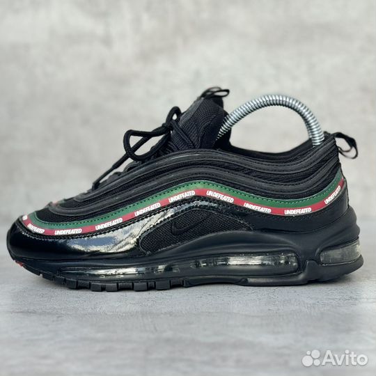 Nike Air Max 97 OG x Undefeated 37,5 EUR