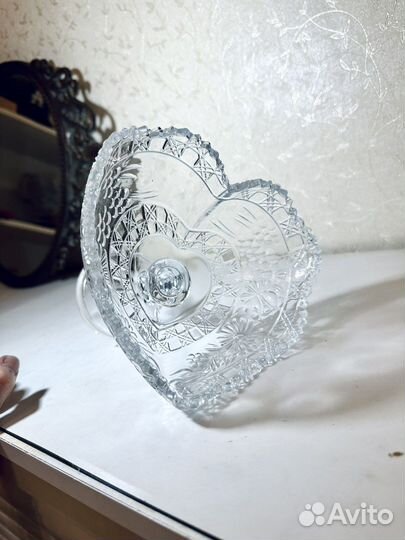 Ваза для фруктов конфет на ножке