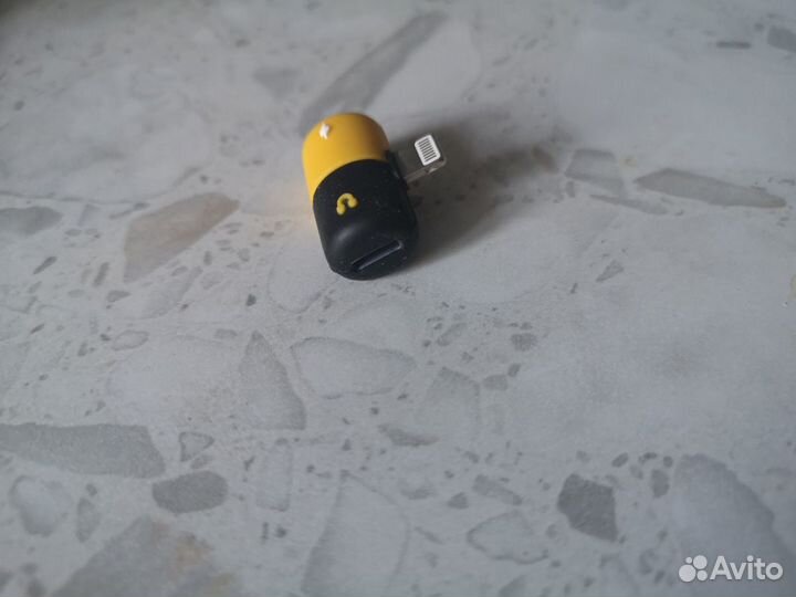 Адаптер для айфона