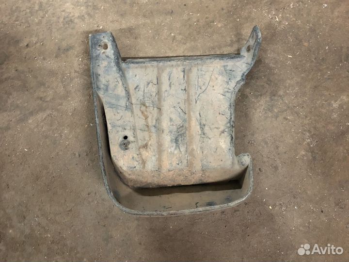 Honda accord 7 брызговик