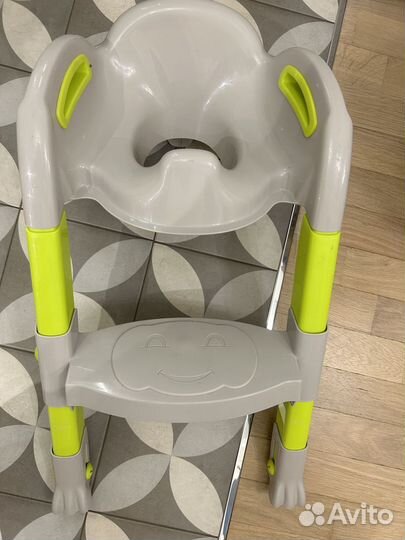 Детское сиденье для унитаза со ступенькой