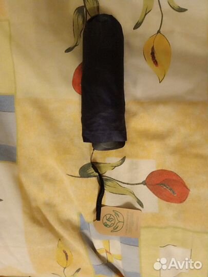 Зонт вытяжной с жироуловителем