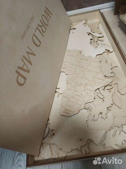 Карта мира на стену (фанера)