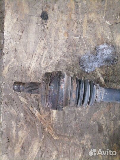 Привод задний правый Mercedes-Benz C-Class W204