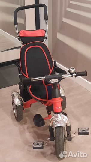 Велосипед трёхколёсный с ручкой
