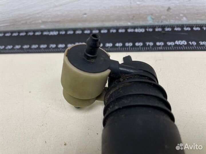 Насос омывателя стекла Volkswagen Polo 1400CC