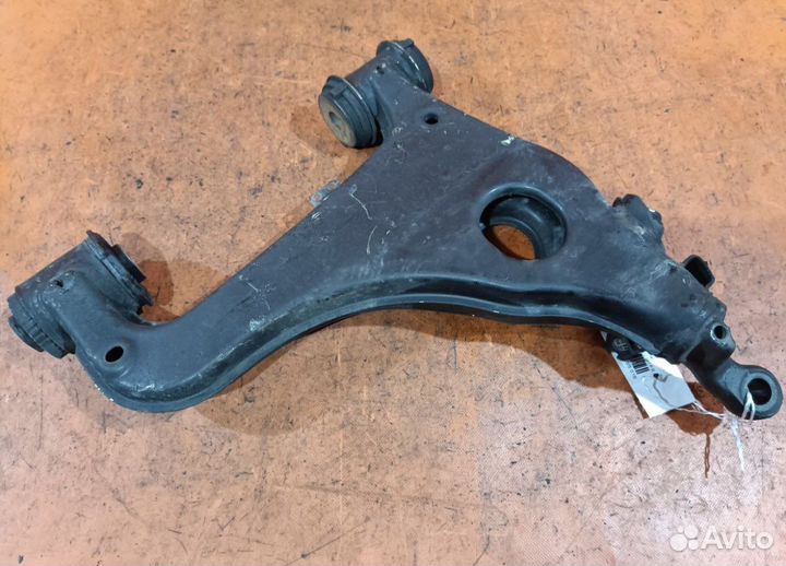 Рычаг передний нижний правый Mercedes w210