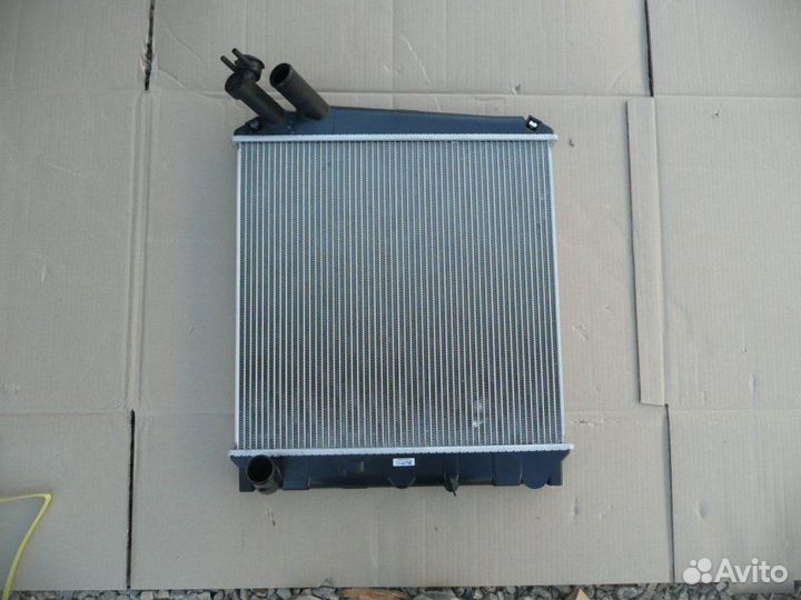 Радиатор Isuzu Elf