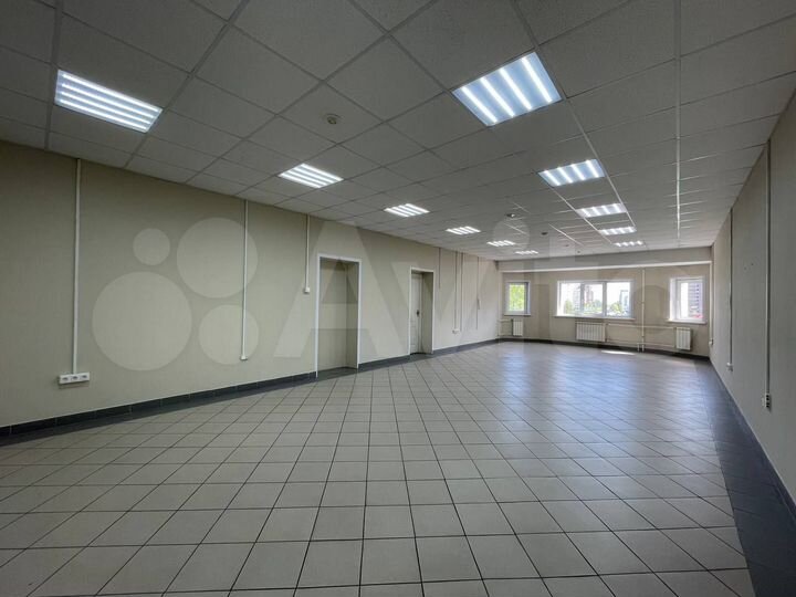 Свободного назначения, 70 м²