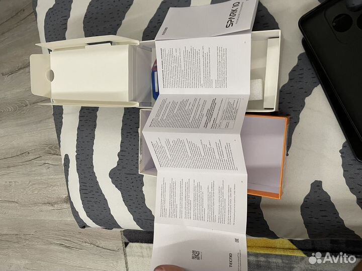 TECNO Spark 10, 4/128 ГБ