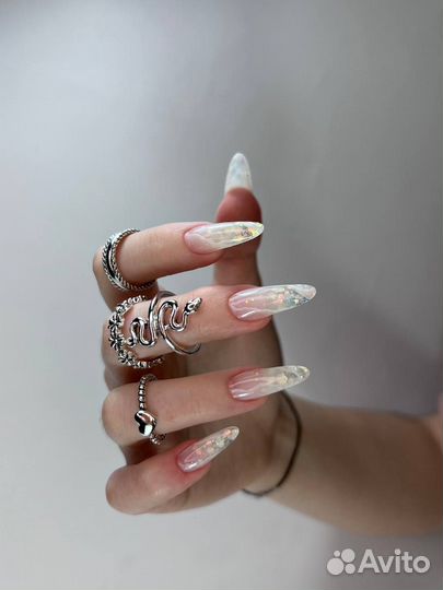 Мастер маникюра и педикюра