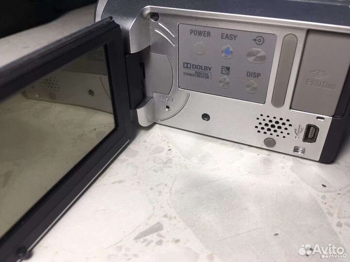 Видеокамера Sony handycam DCR-SX40E