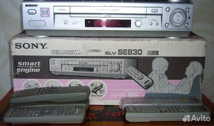 Видеомагнитофоны Panasonic, Sony