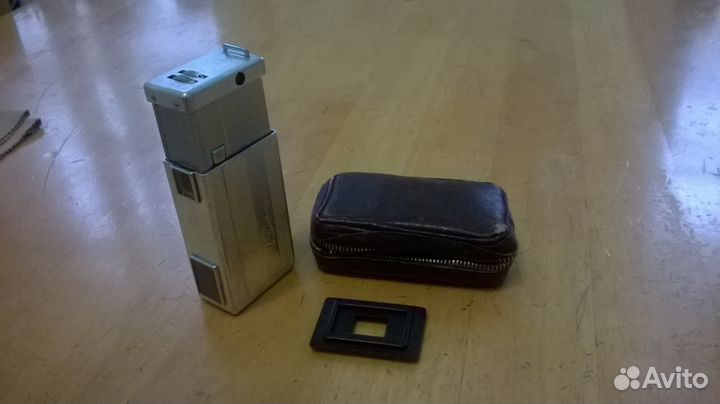 Компактный фотоаппарат 