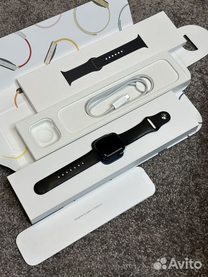 Apple Watch 8 41mm Midnight. Акб 99%