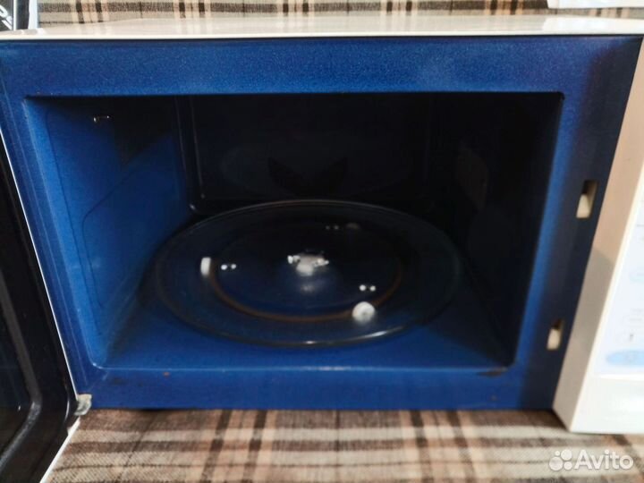 Микроволновка Samsung