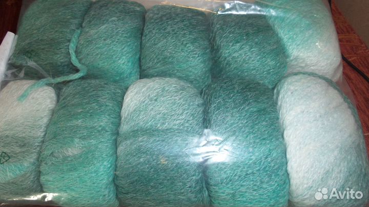 Красивая пряжа от On Line. Нить шнурочек. с длинны