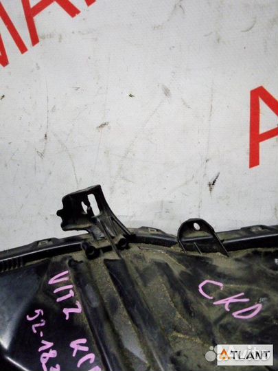 Фара передняя правая toyota vitz