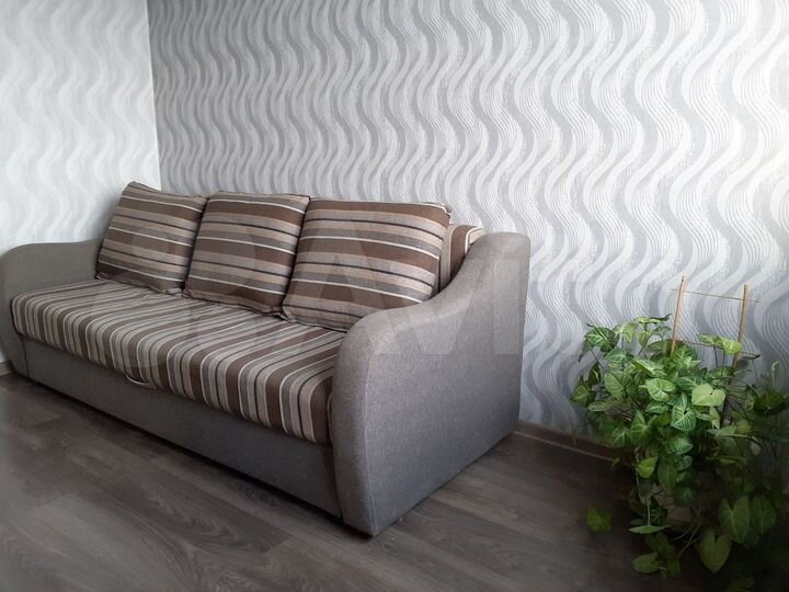 2-к. квартира, 42 м², 8/10 эт.