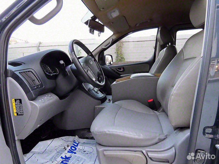 Hyundai Grand Starex 2.5 AT, 2020, 67 100 км