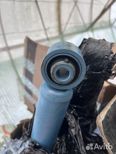 Стойки KYB New SR jzs160/161/170/171