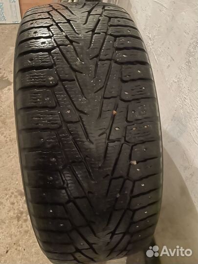 Nokian Tyres Hakkapeliitta 8 285/60 R18