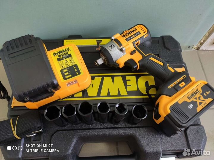 Гайковерт dewalt с набором головок