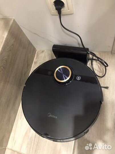 Робот пылесос