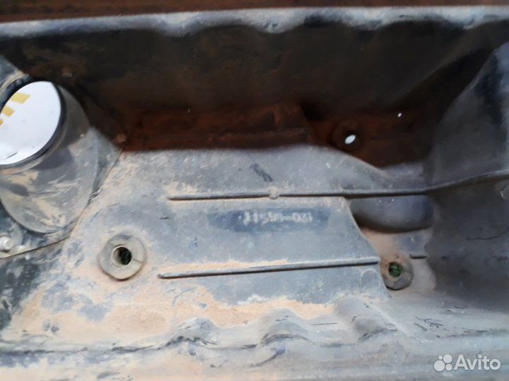 Крышка корпуса воздушного фильтра Nissan Primera