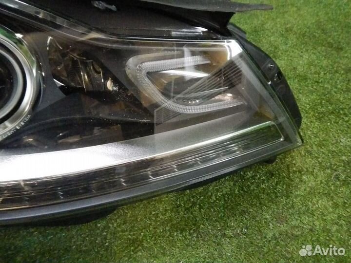 Фара правая Mercedes-Benz C-Class
