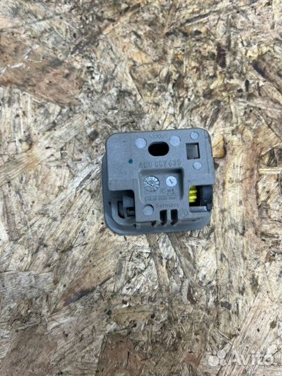 Крючок для одежды Audi A8 D3 3.2 2007