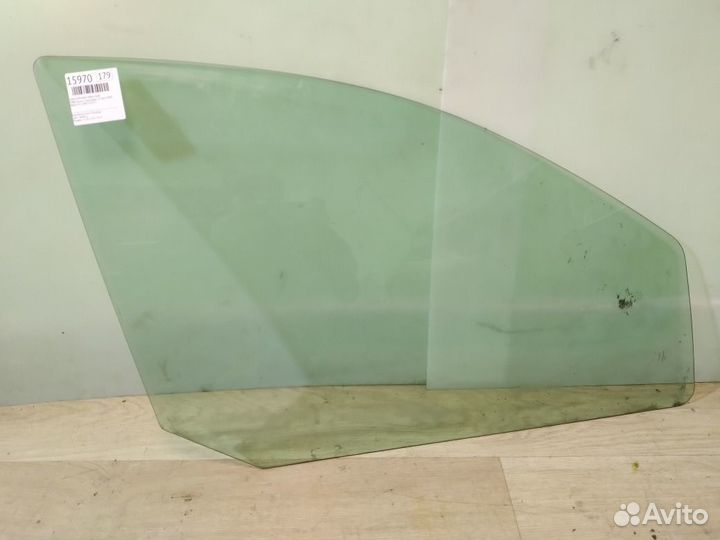 Стекло переднее правое Ford Focus 1 USA седан 2.0