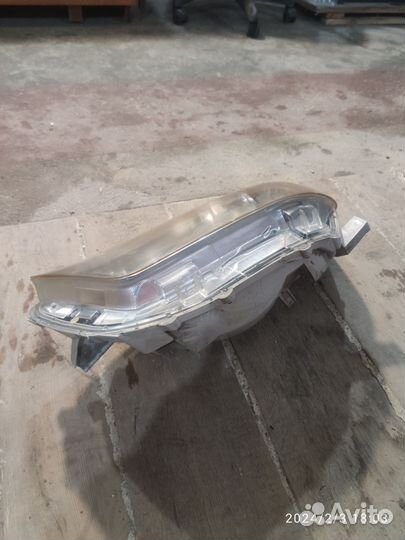 Фары toyota highlander 2 (до 2011г) оригинал