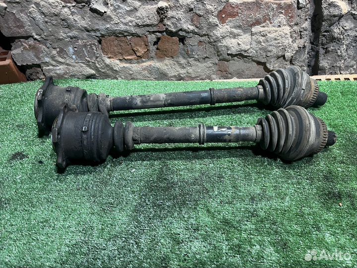 Привод передний левый правый Audi 100 C4 МКПП