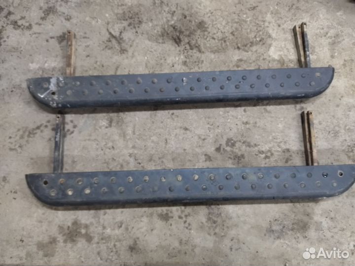 Подножки на ниву 2121