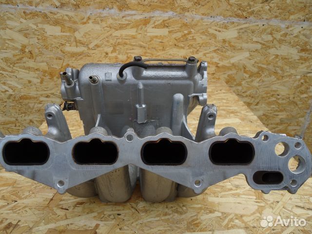 Коллектор впускной Mitsubishi Grandis NA4W 4G69